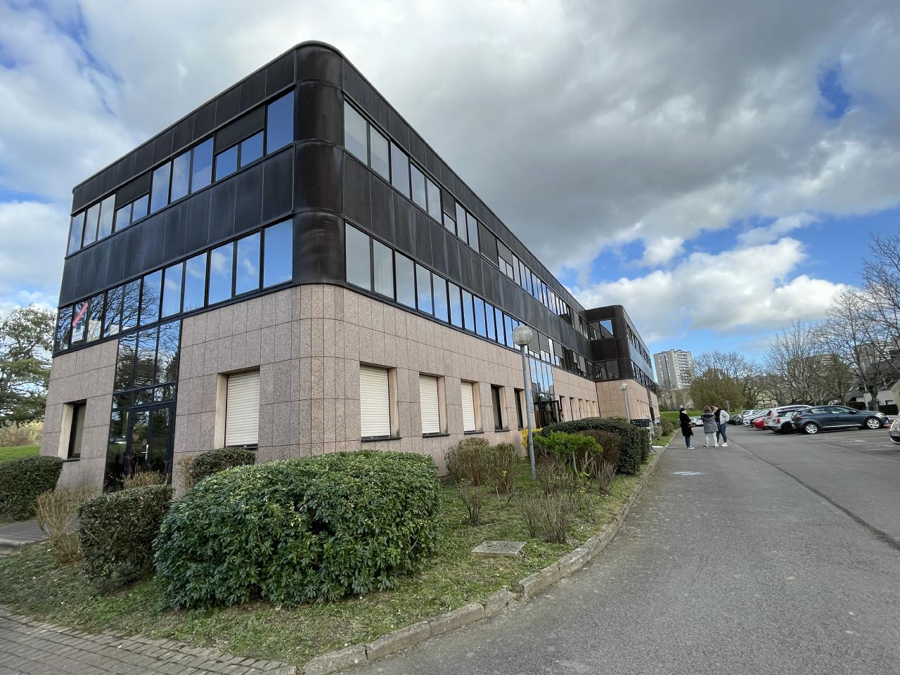 Bureau Rennes 280m² Location bureau Rennes Ille-et-Vilaine OLBUR2310775 0